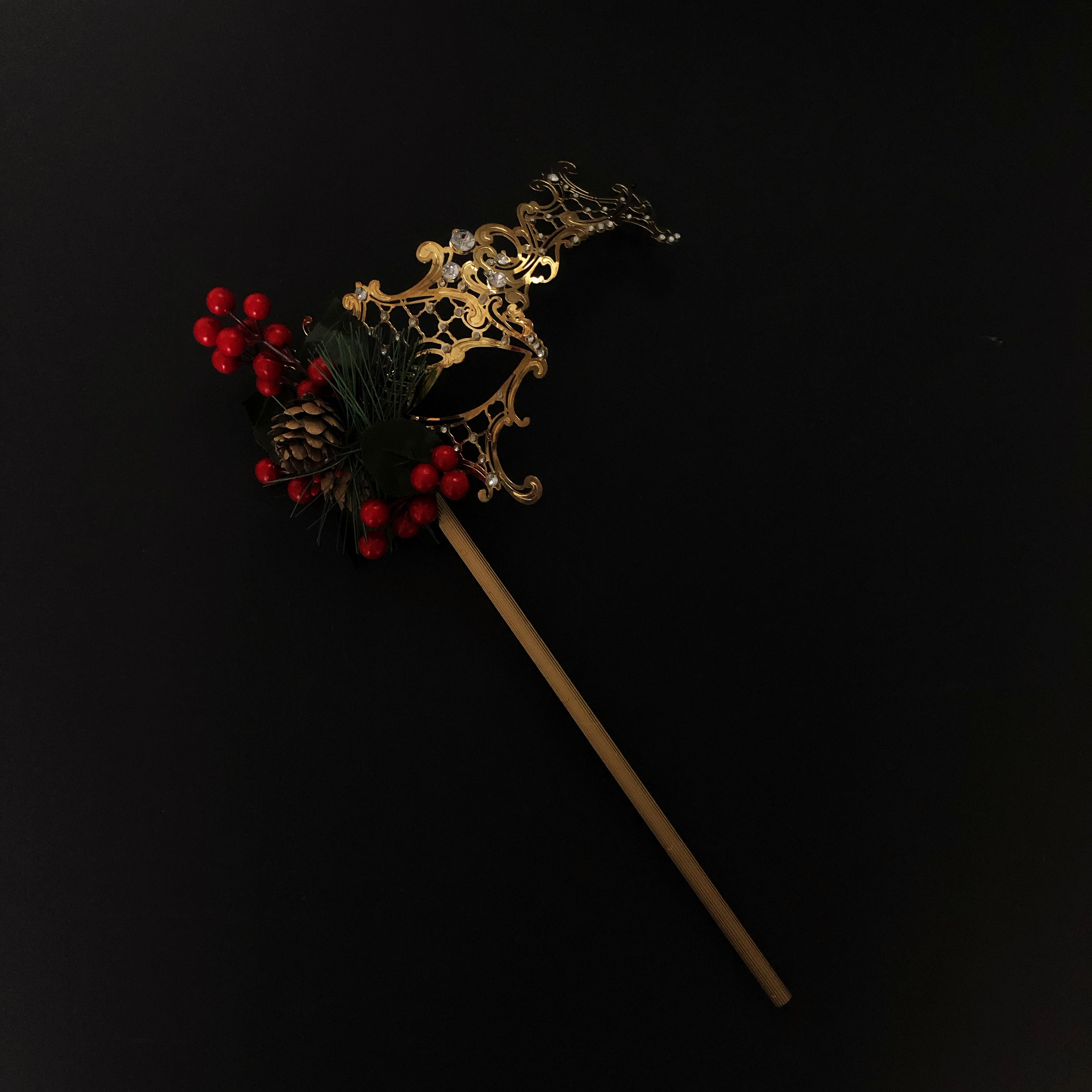 Yuletide Bloom - Gold Holiday Mask