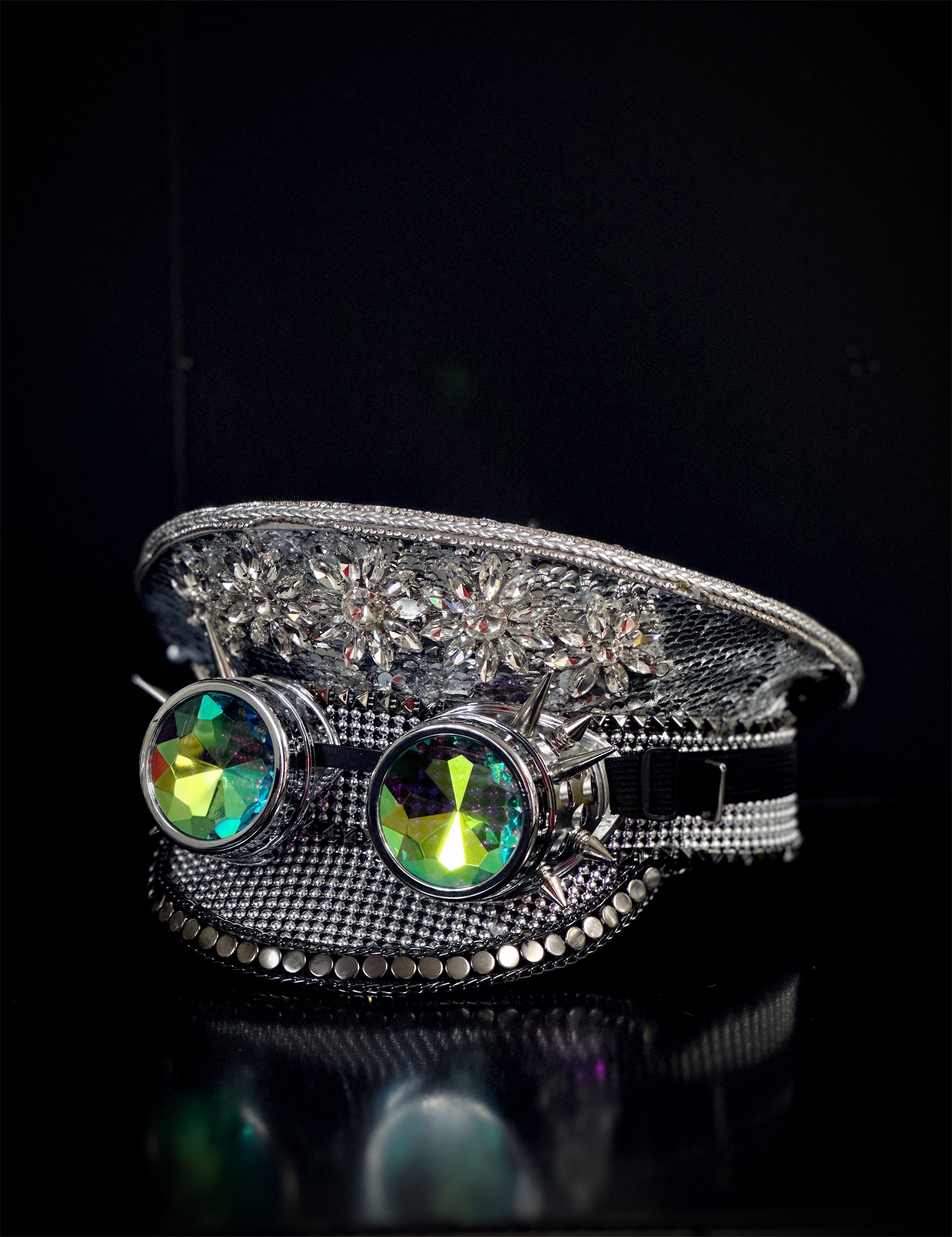 Party Hat With Spiked Goggles - Silver