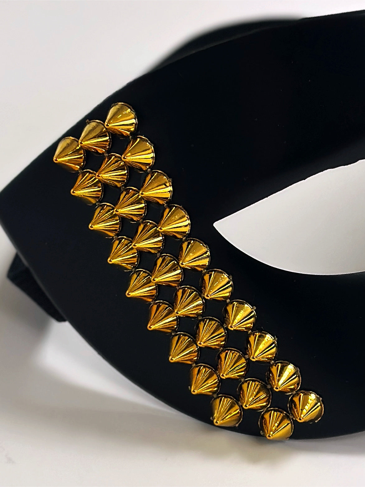 Studded Venetian Mask - Black Gold