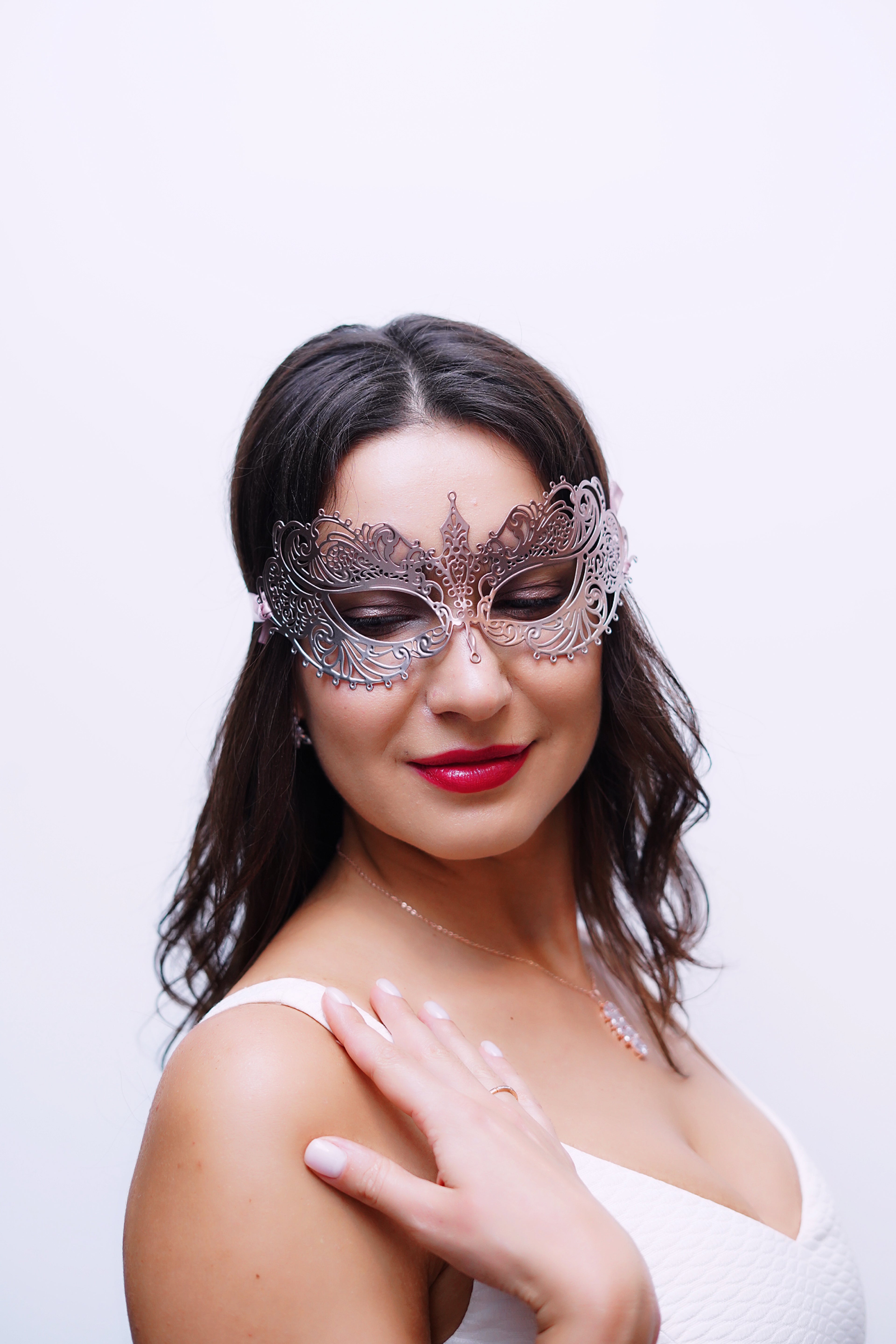 Ana Metal Mask - Rose Gold