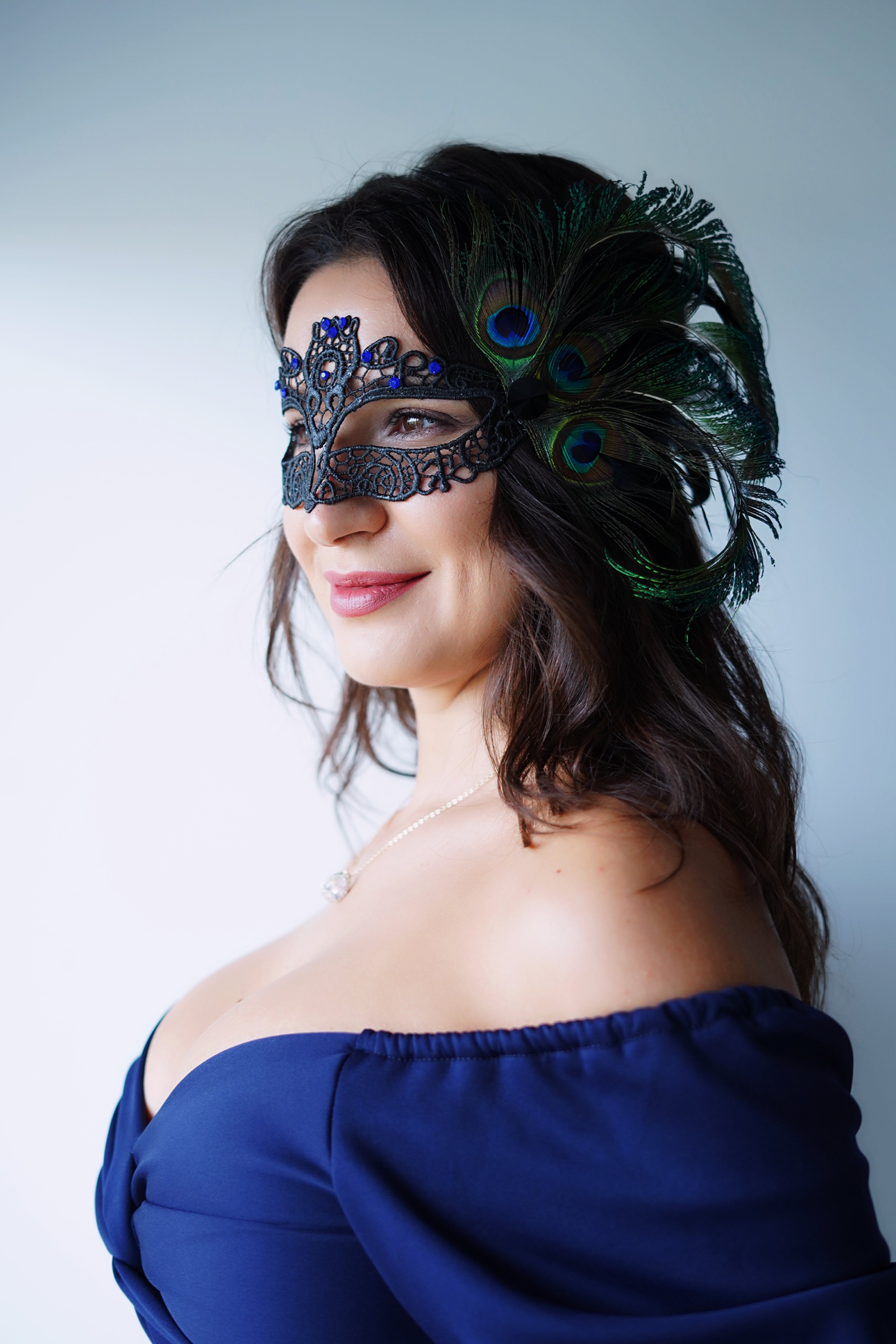 Crown Lace Mask - Black - Peacock Feathers With Rhinestones