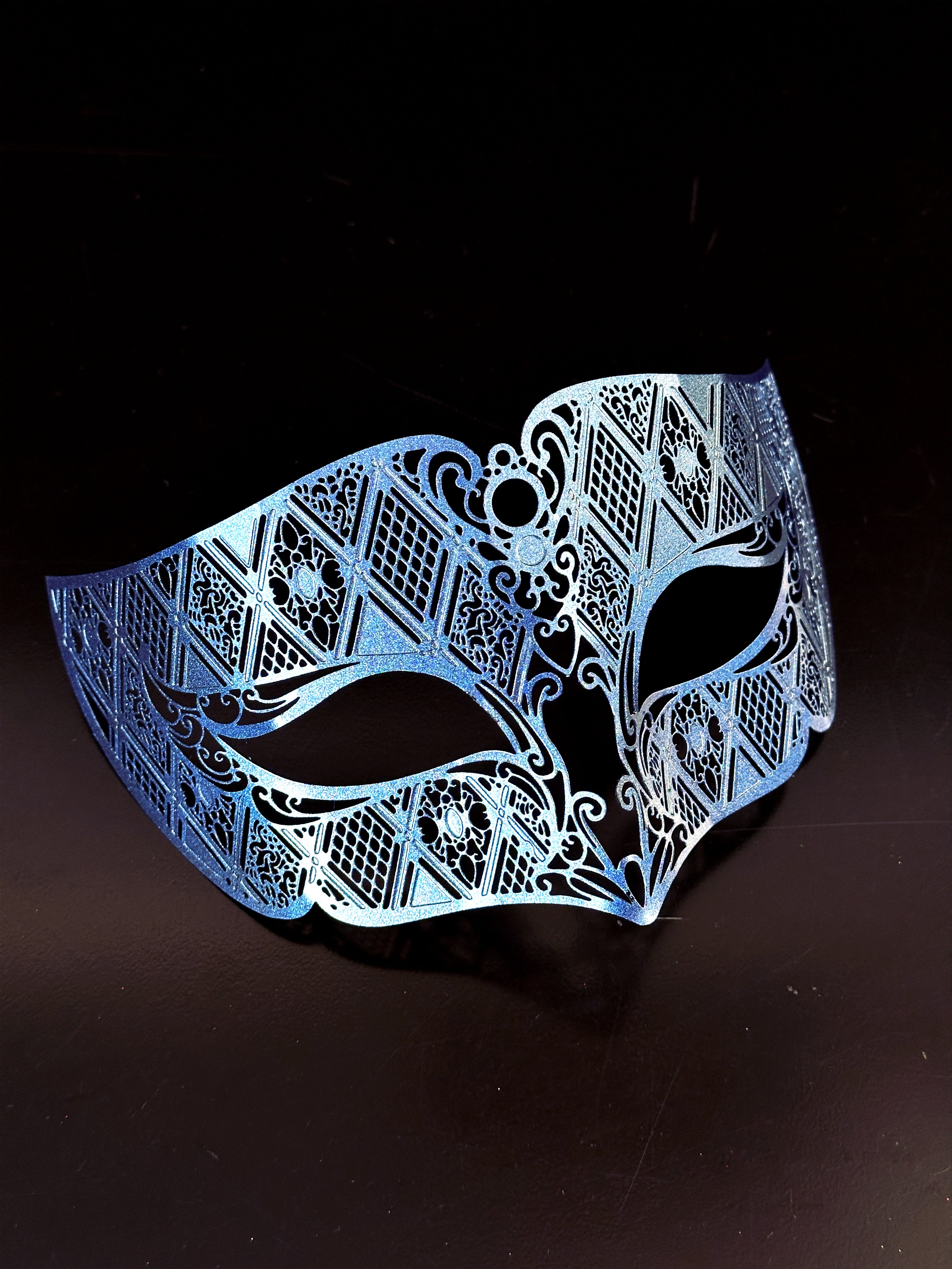 Minimalist Metal Mask - Navy