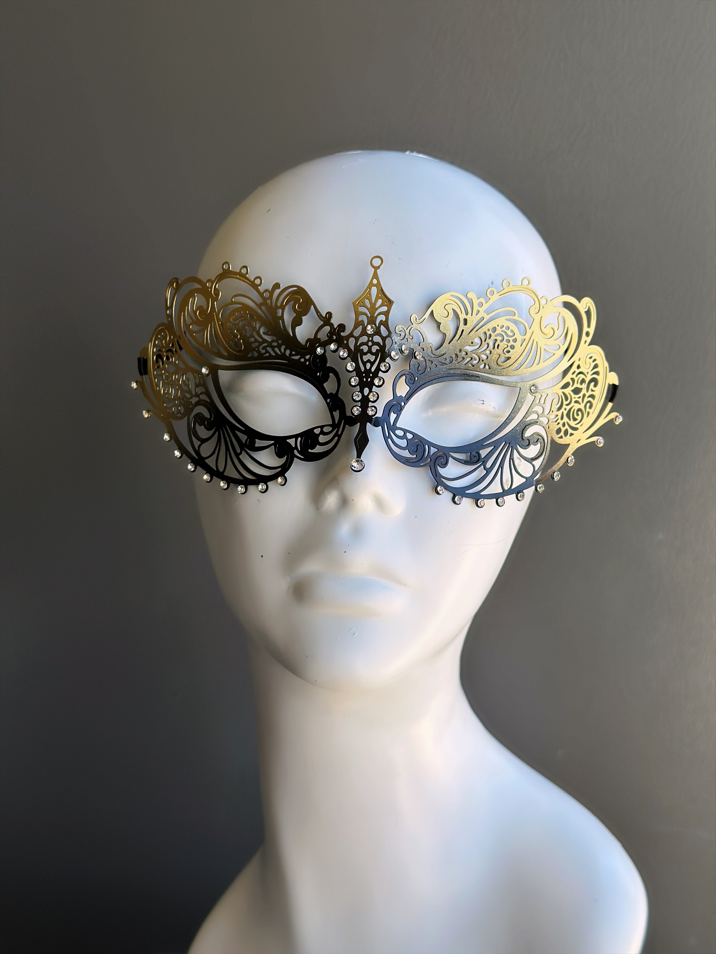 Ana Eleganza Metal Mask - Black/Gold
