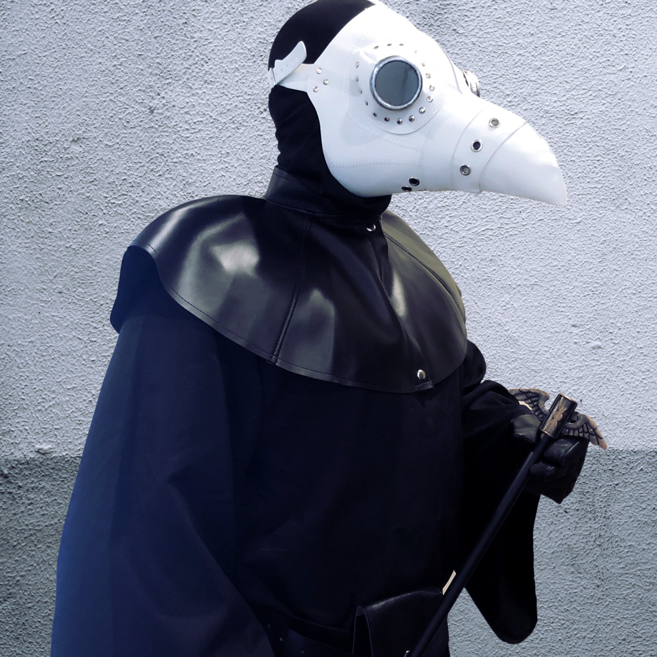 Gothic-style white beaked masquerade mask costume for Halloween or cosplay