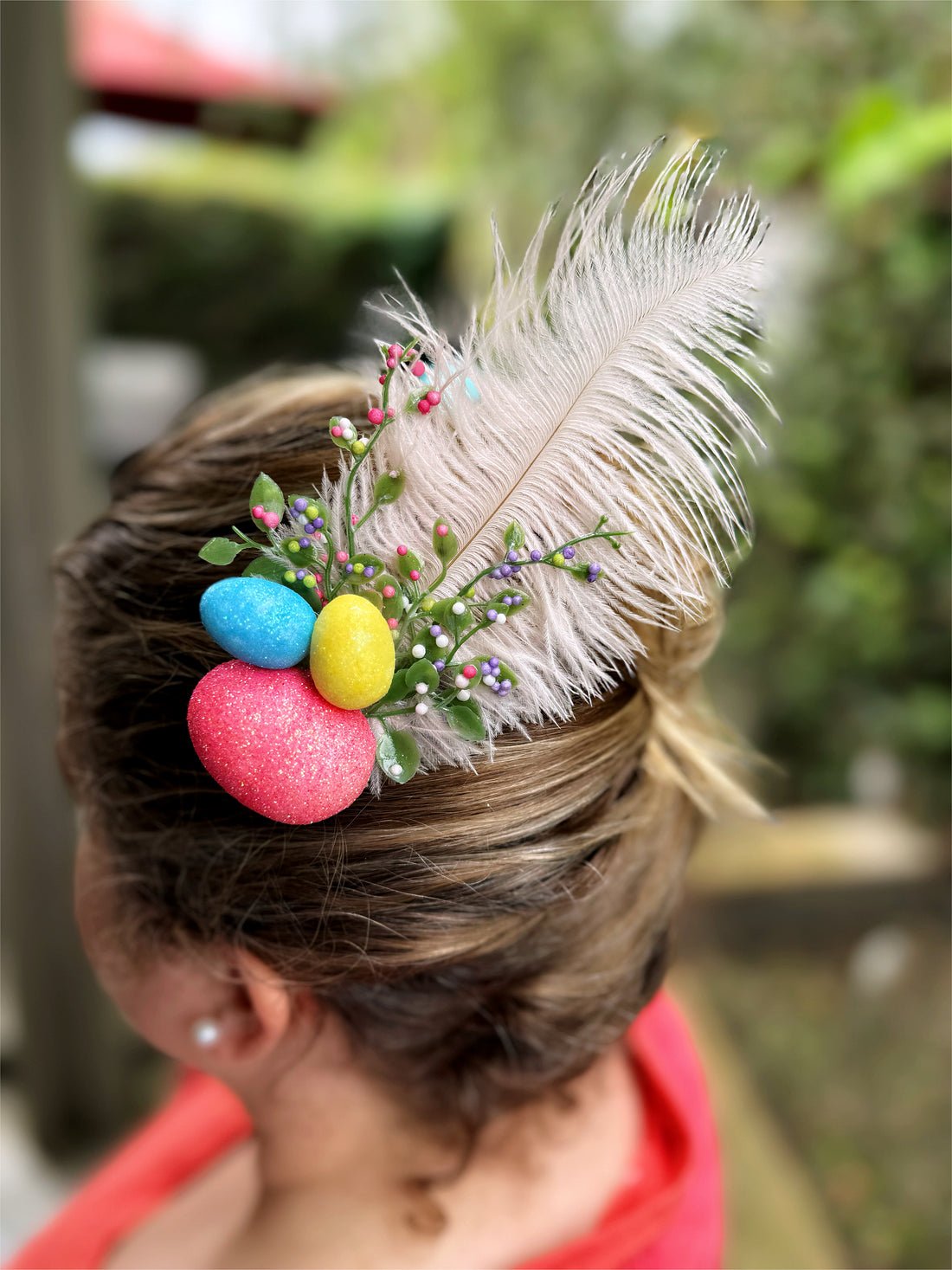 Easter egg feather hair clip