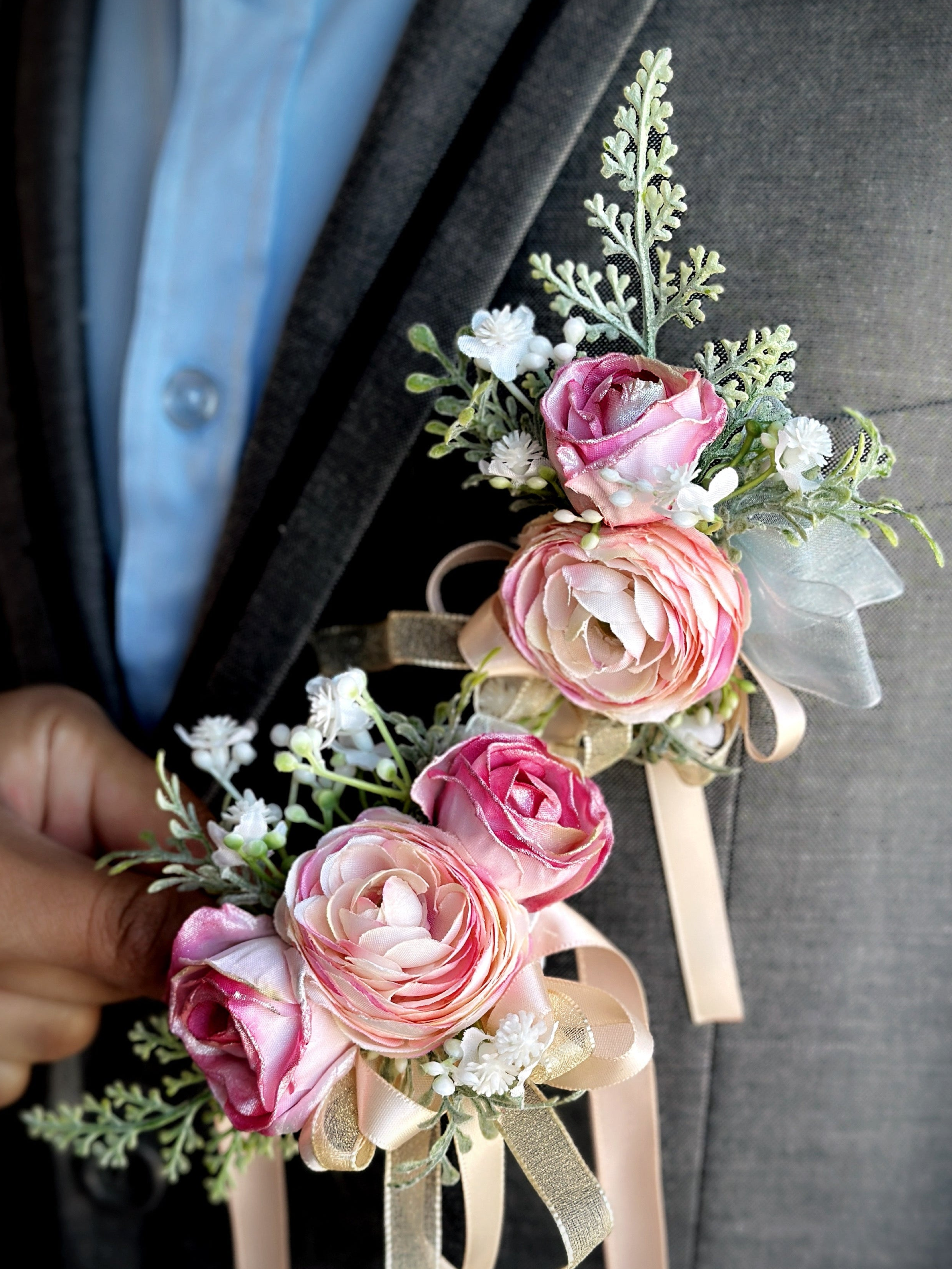 Aurora - Boutonniere & Corsage