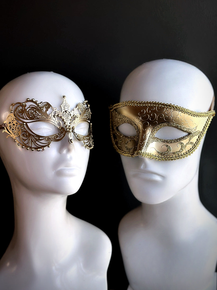 Gold Venetian Couples Mask Set