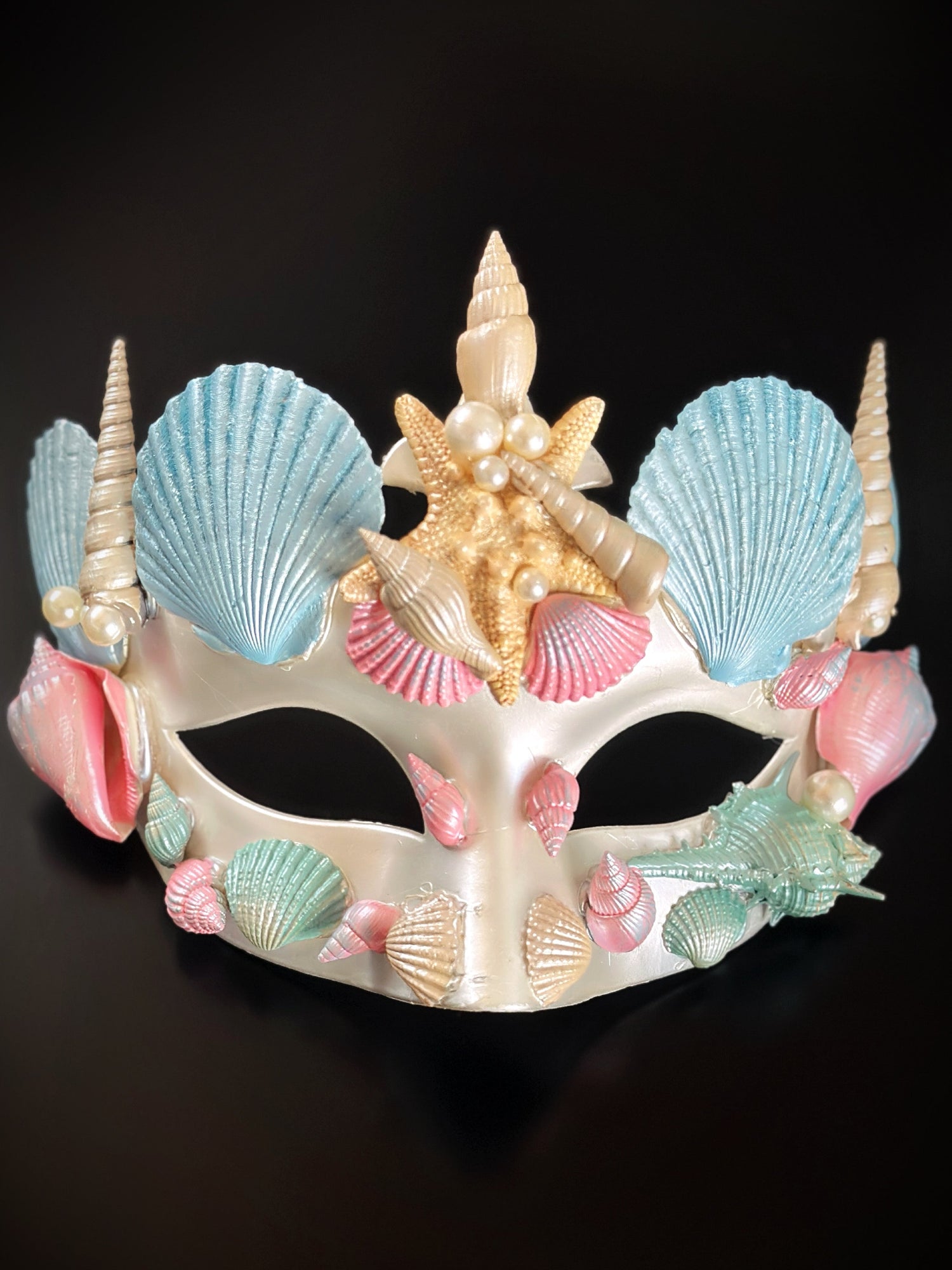 Mermaid shell mask in pink green and blue with pearls