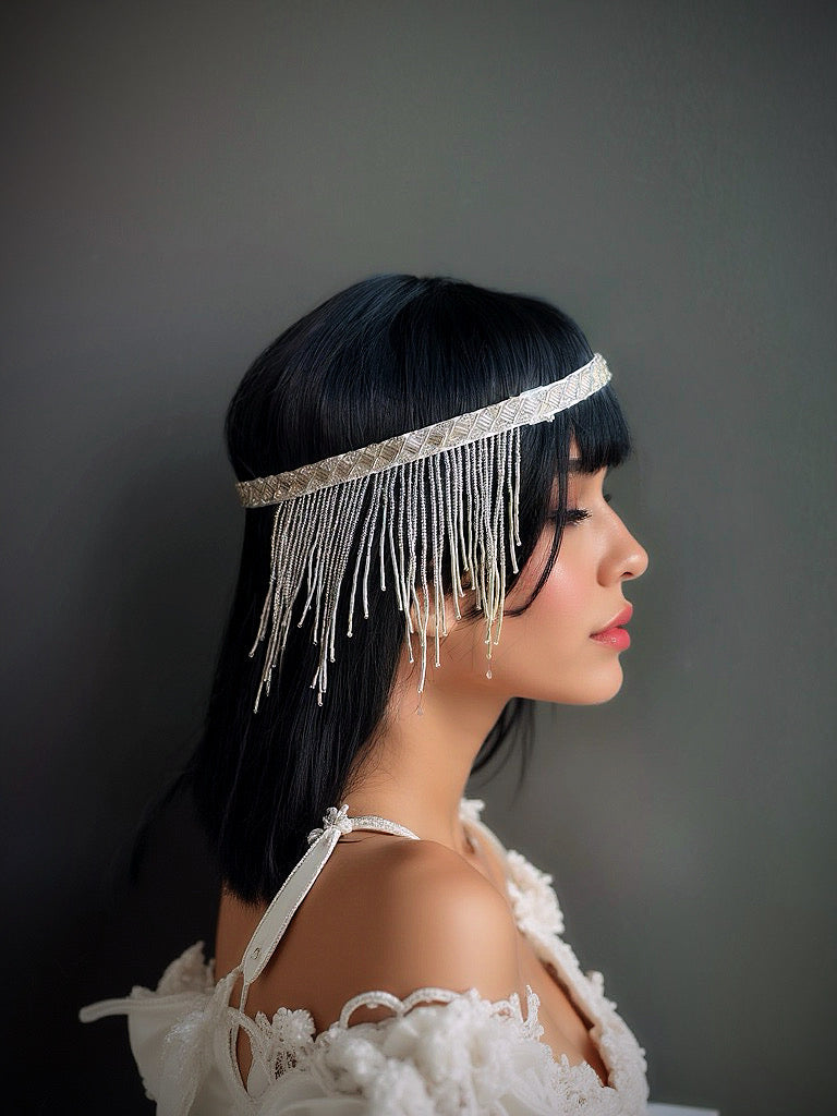 Silver fringe flapper headband with Art Deco design, perfect for Gatsby-themed events and formal occasions.