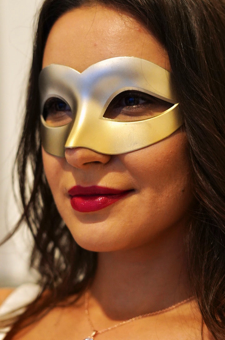 Gold polyresin masquerade mask