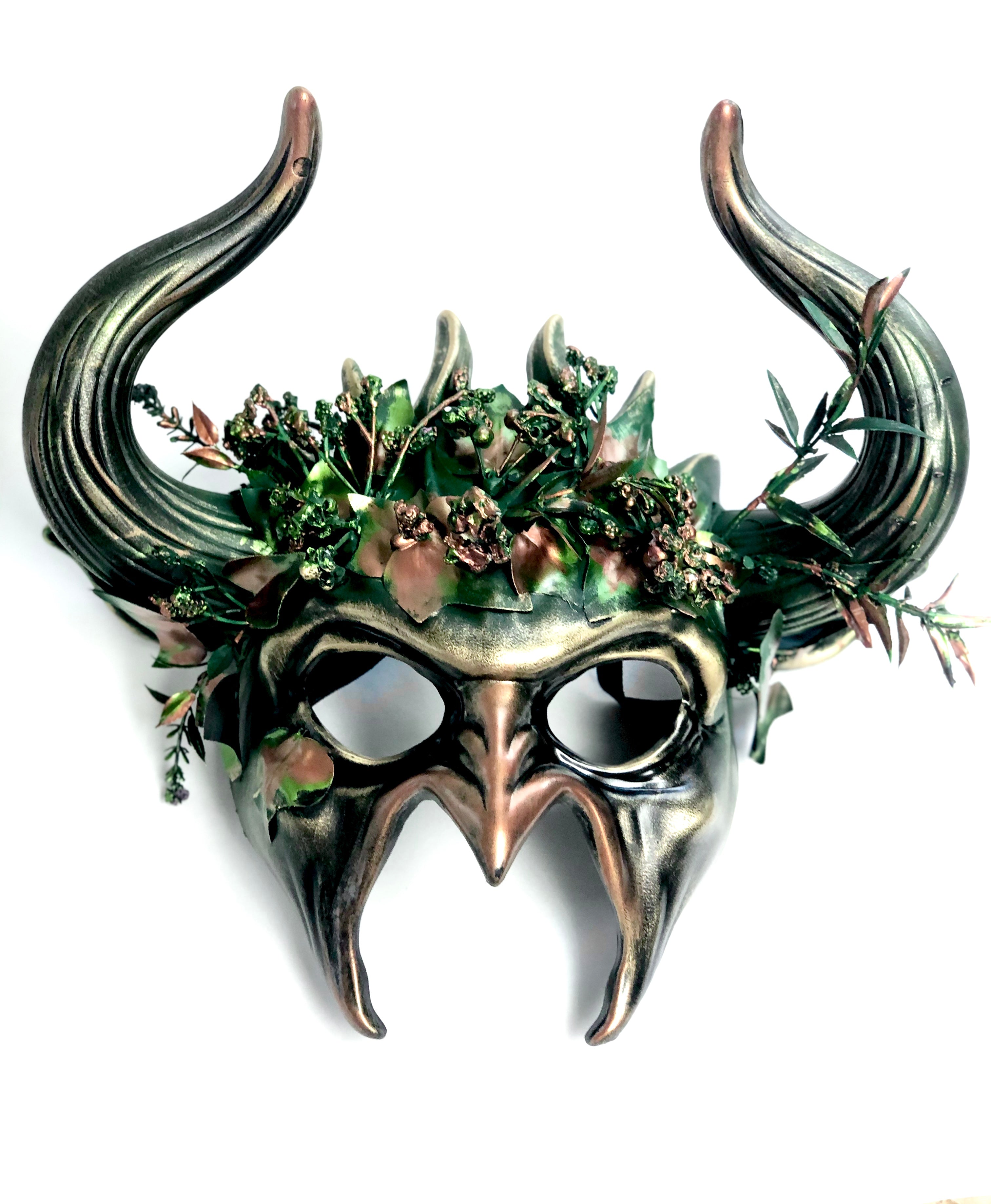 Floral-adorned horned masquerade mask - perfect for themed events or Halloween