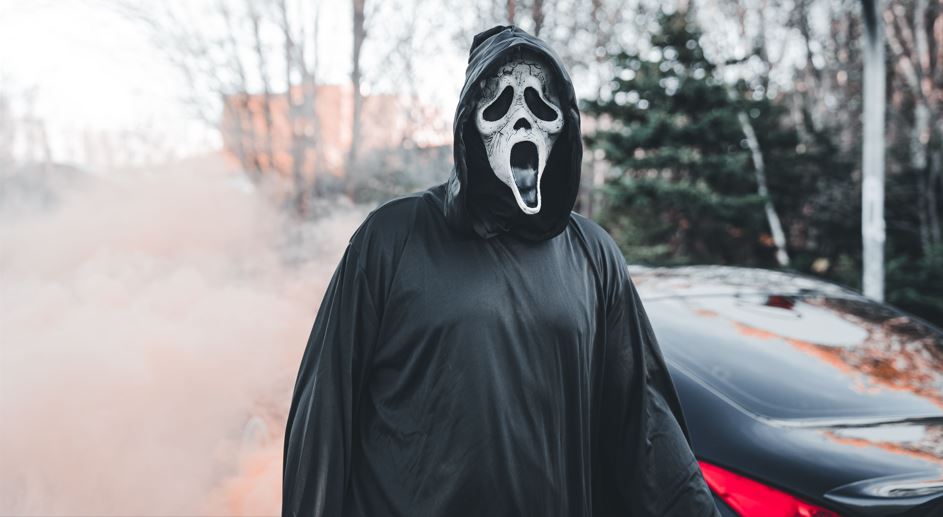 The Ultimate Ghostface Costume Guide: Scream-Worthy Style for Halloween