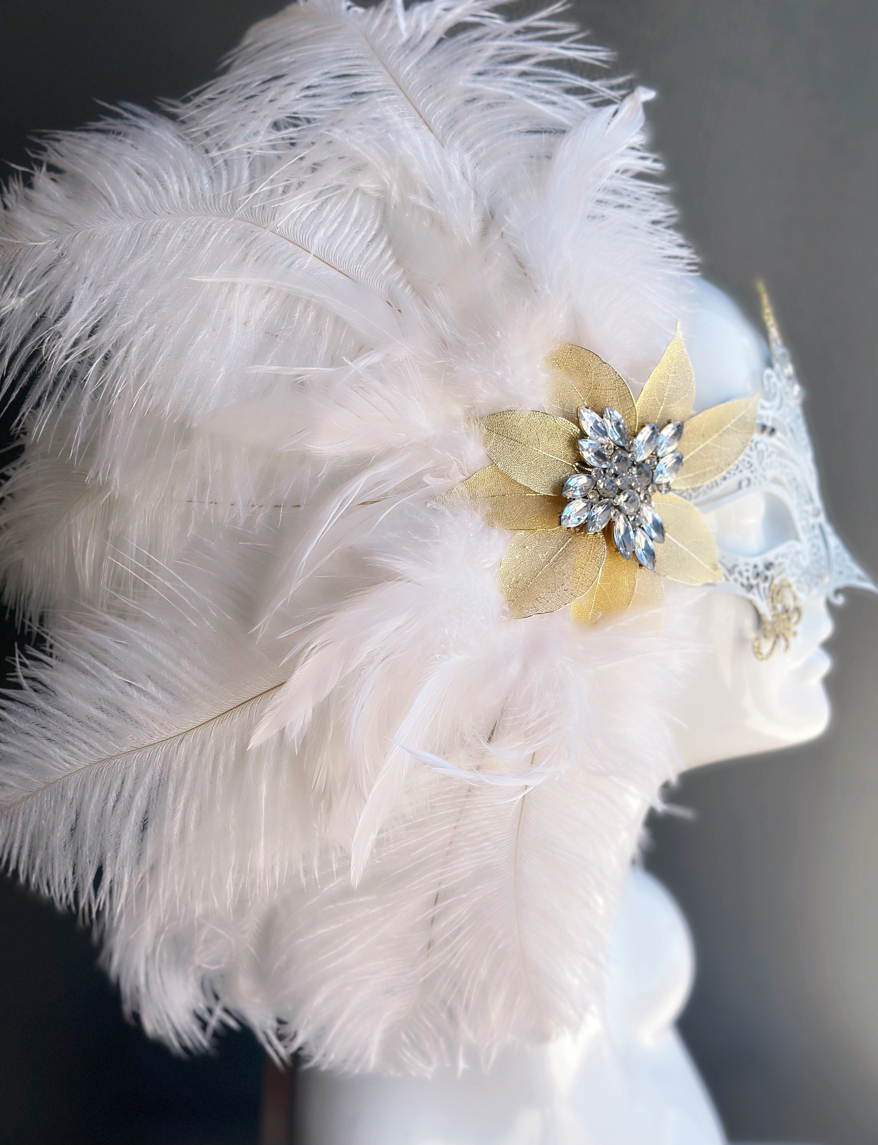 Luxury Feather Mask - White/Gold