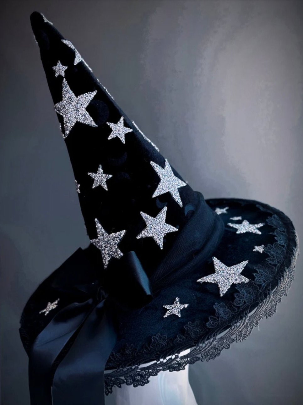 Black Witch Hat - Celestial Stars