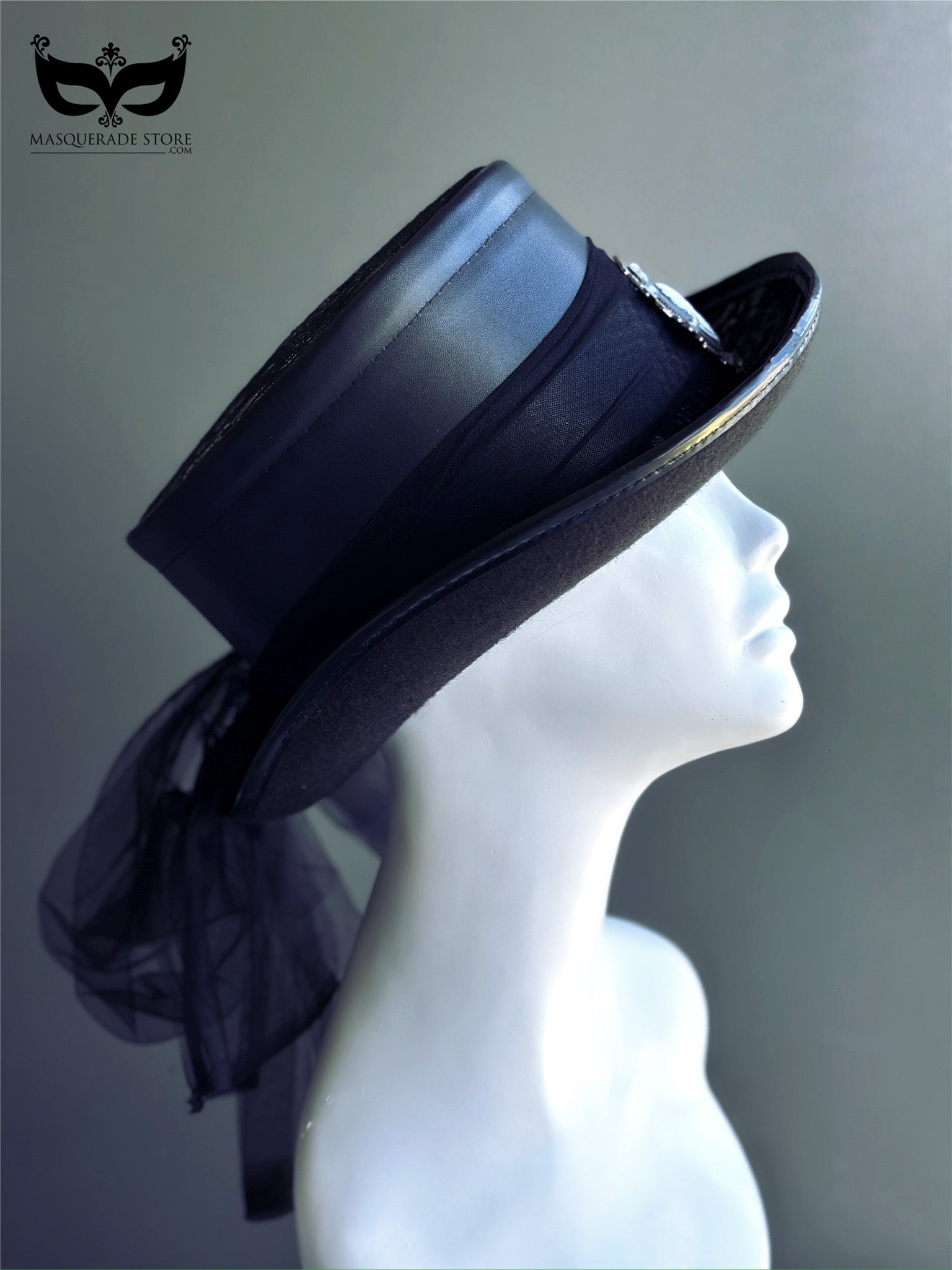 Midnight Duchess – Black Lace Top Hat