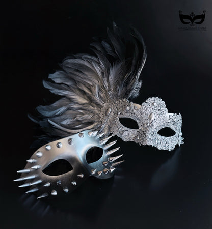 Shadow &amp; Plume – Silver Gothic Couples Mask Set