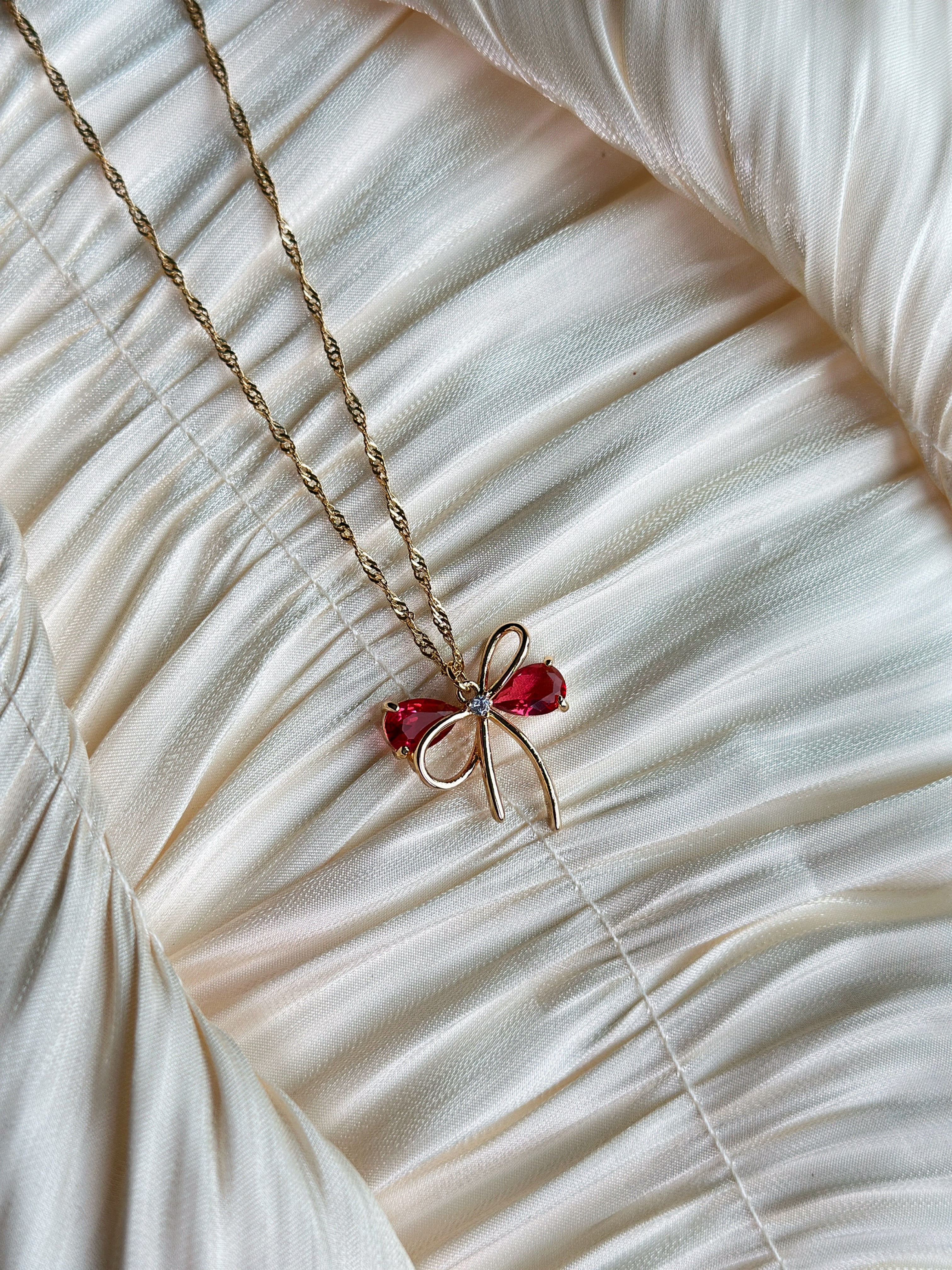 Roselle - Necklace (Ruby Red)