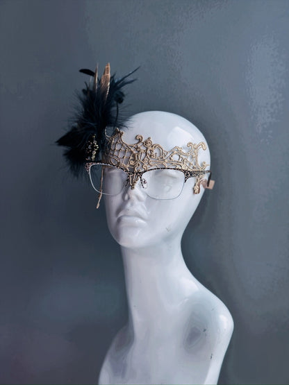 Eyeglass Mask - Golden Enchantress