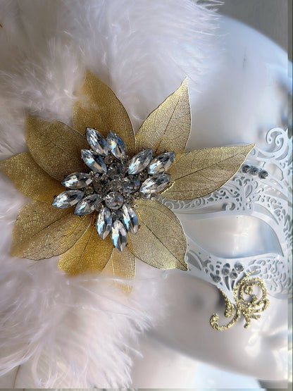 Luxury Feather Mask - White/Gold