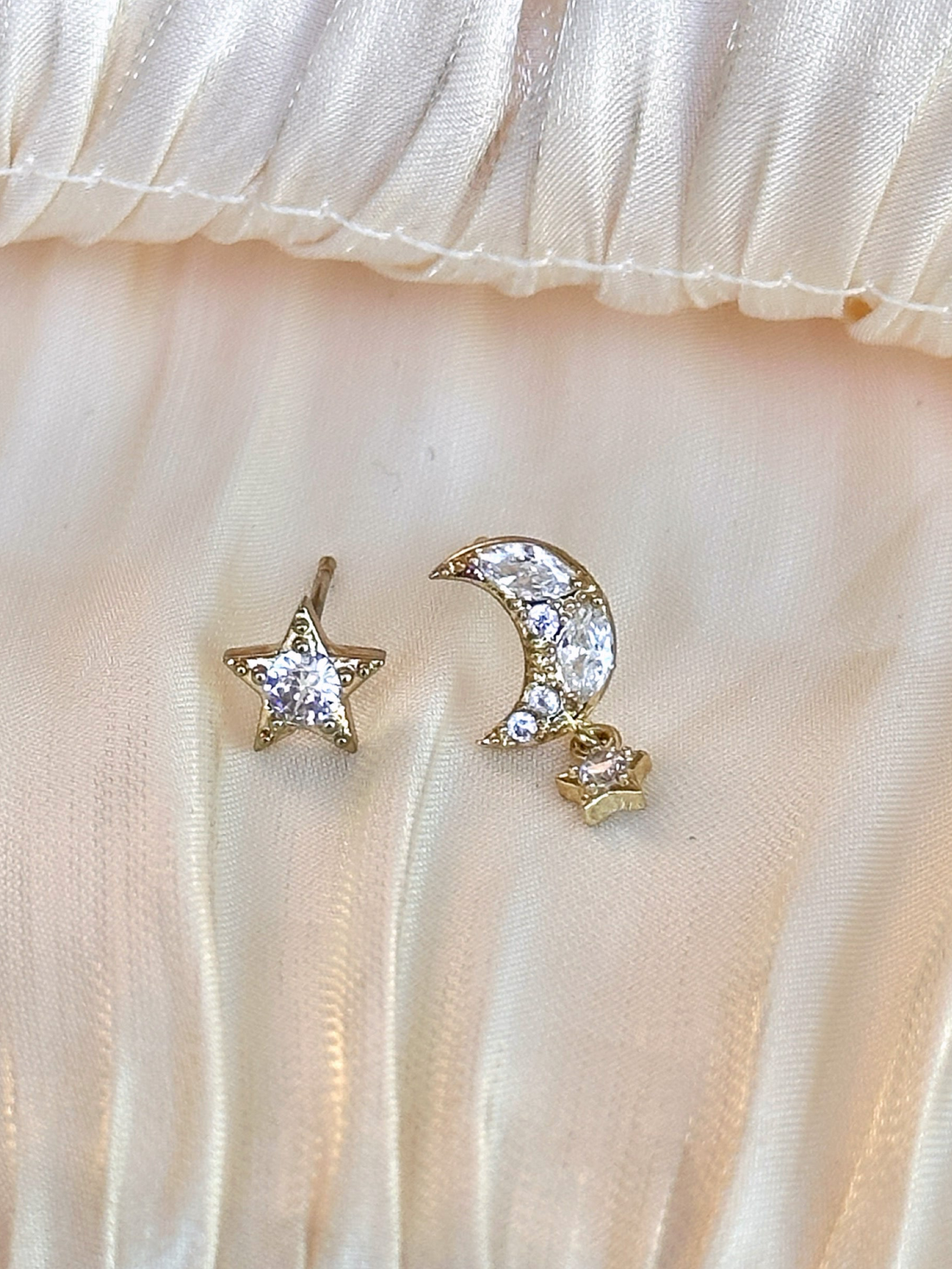Luna Star Mismatch Stud Earrings