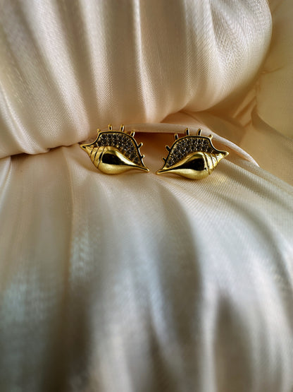 Golden Shell Spark Stud Earrings