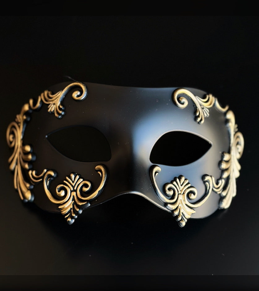 Roman Mask - Gold/Black