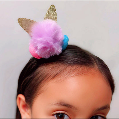 Bunnys and Carrots Clip - Purple