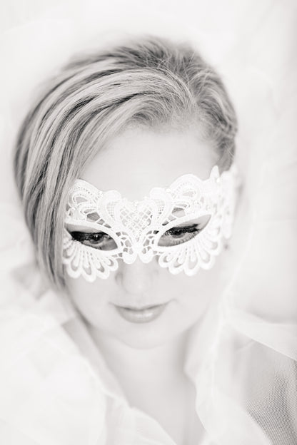 Mystic Lace Mask - White