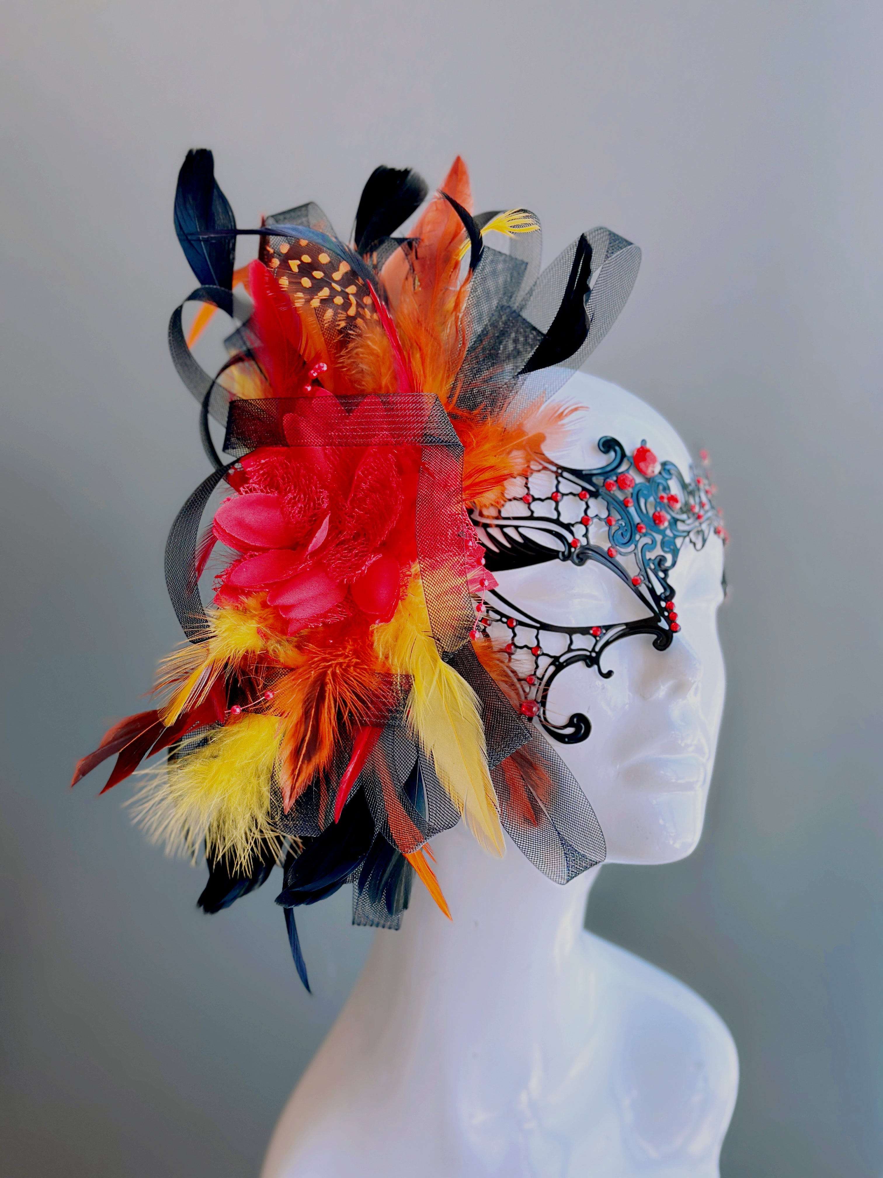 Black Phantom Mask - Scarlet Feathers