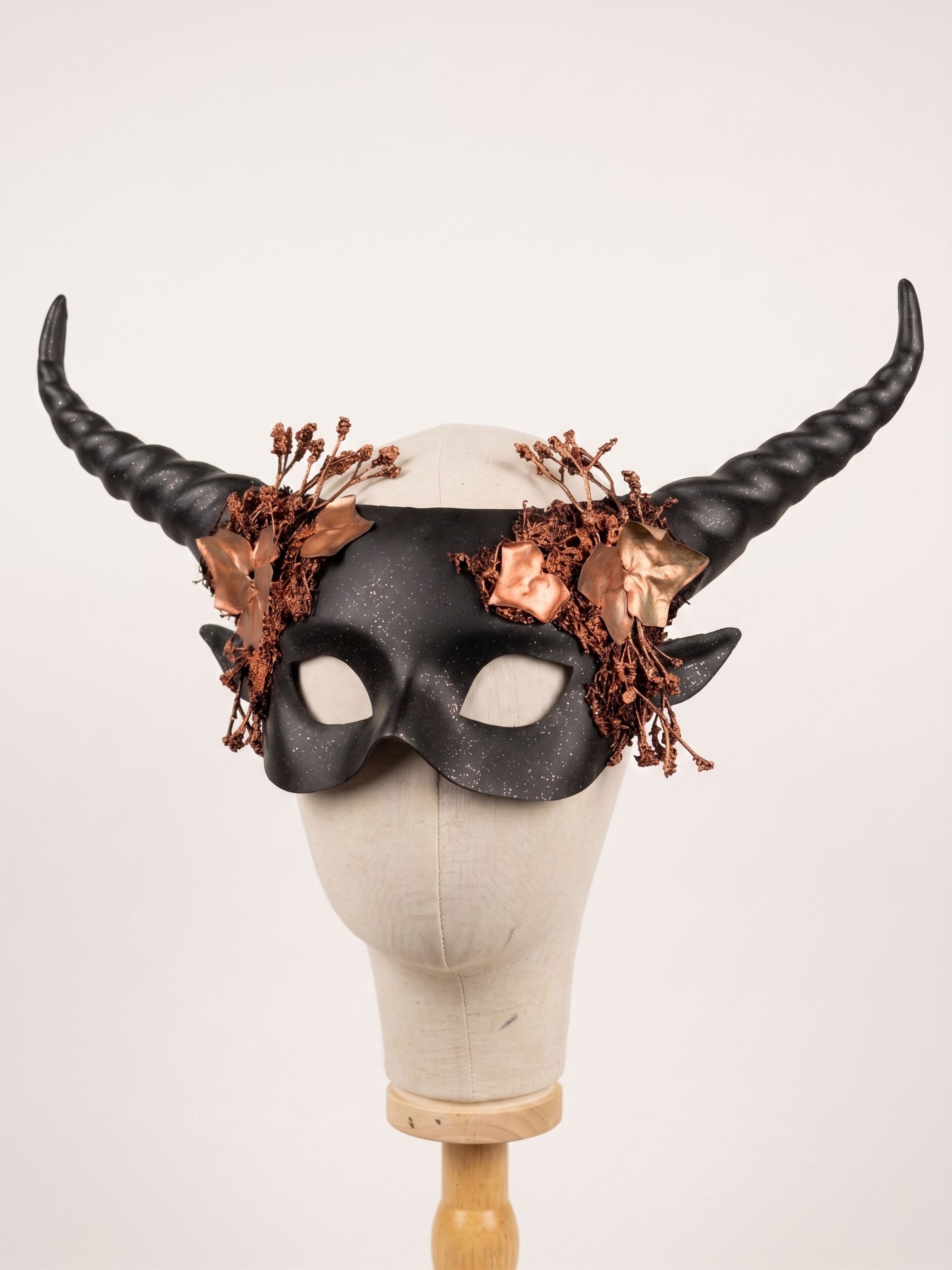 Forest Bond - Mythical Couples Masks