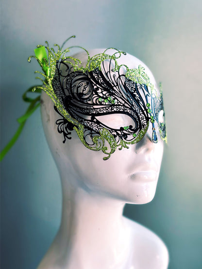 Swan Mask Black - Lime Glitter