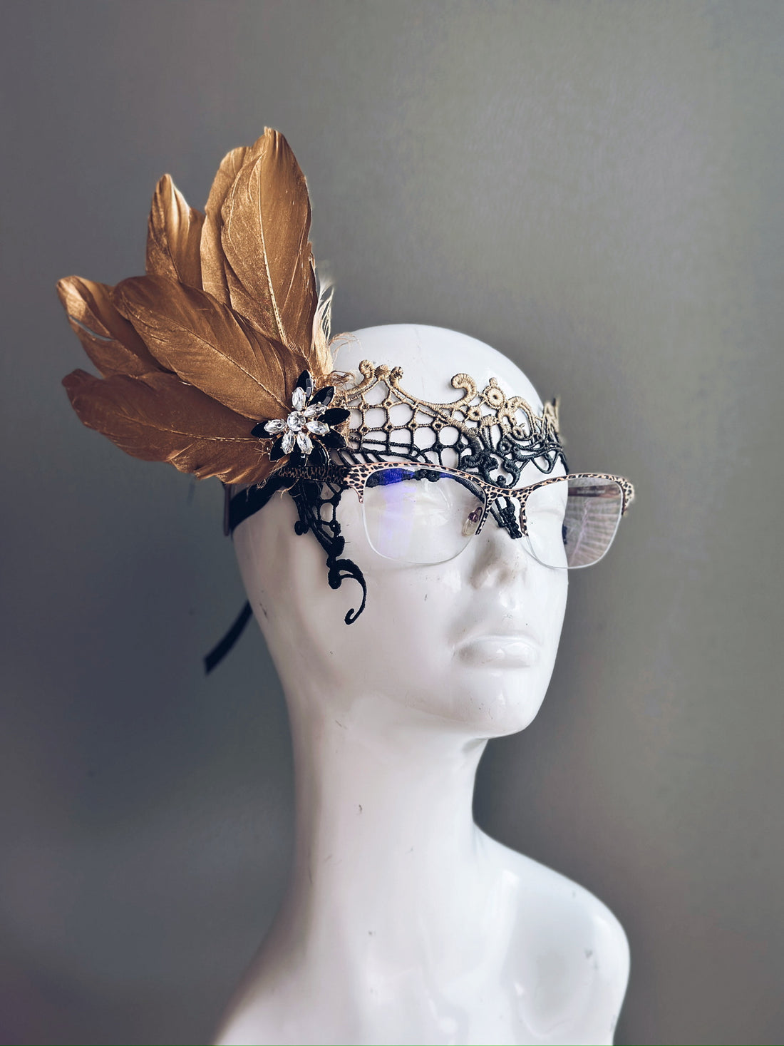 Eyeglass Mask - Gold Ombre Glamour