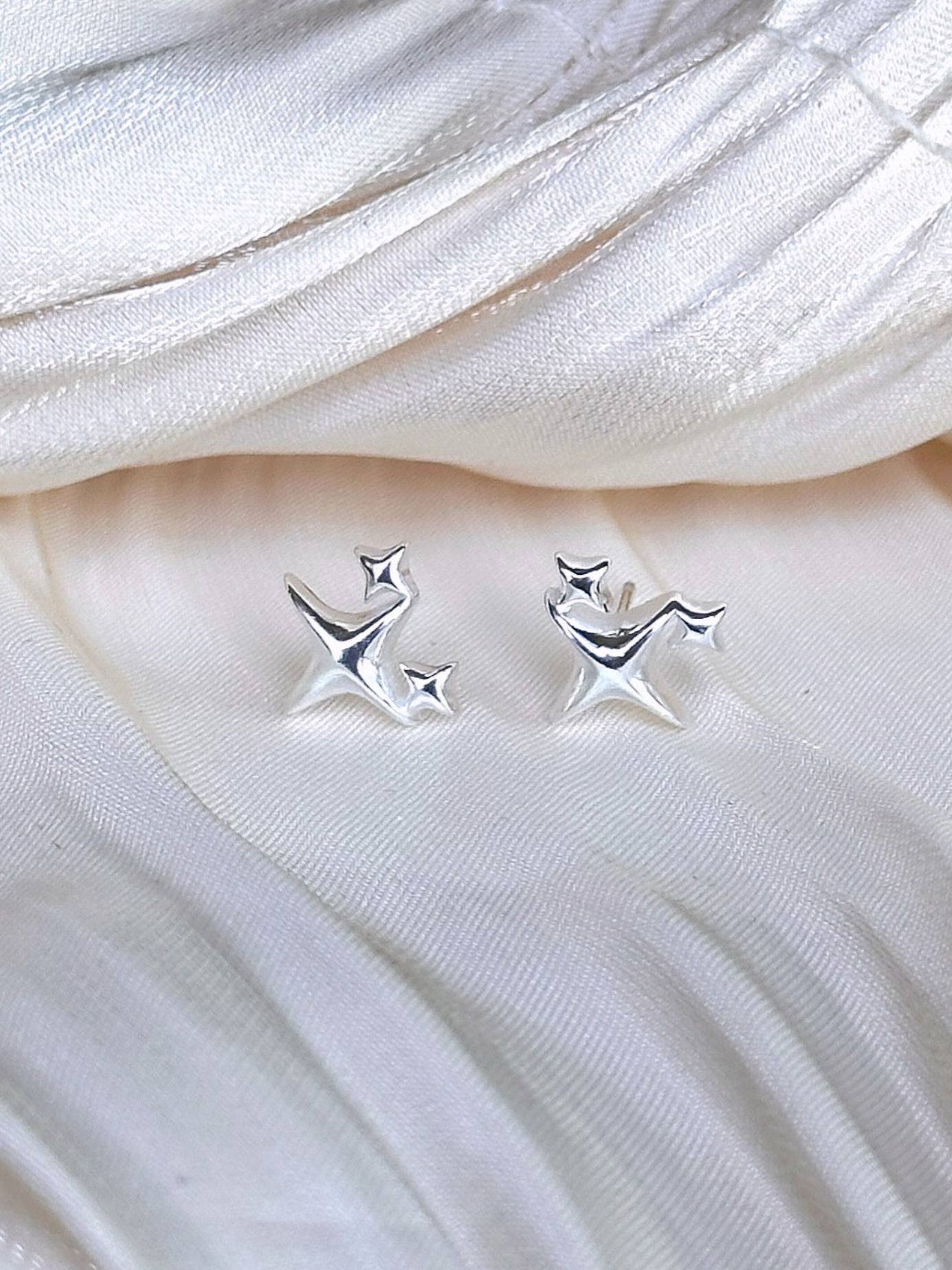 Astra Star Stud Earrings (Silver)