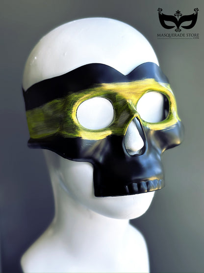 Phantom Skull - Black and Gold