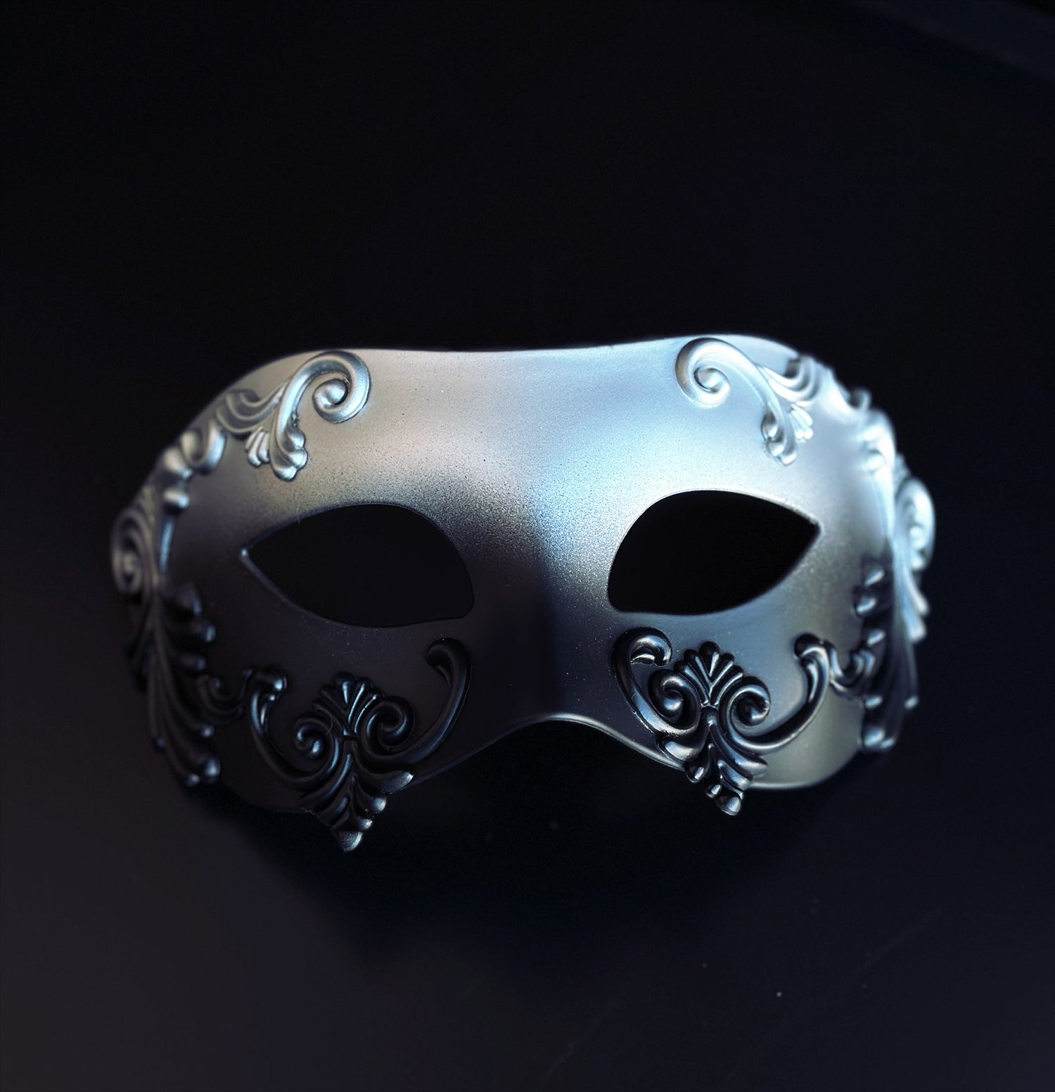 Roman Mask - Black/Silver