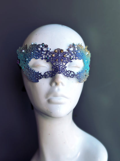 Princess Lace Mask - Blue &amp; Gold