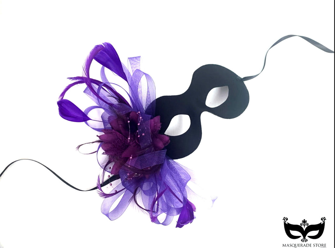 The Belle Mask - Black/Purple Feathers