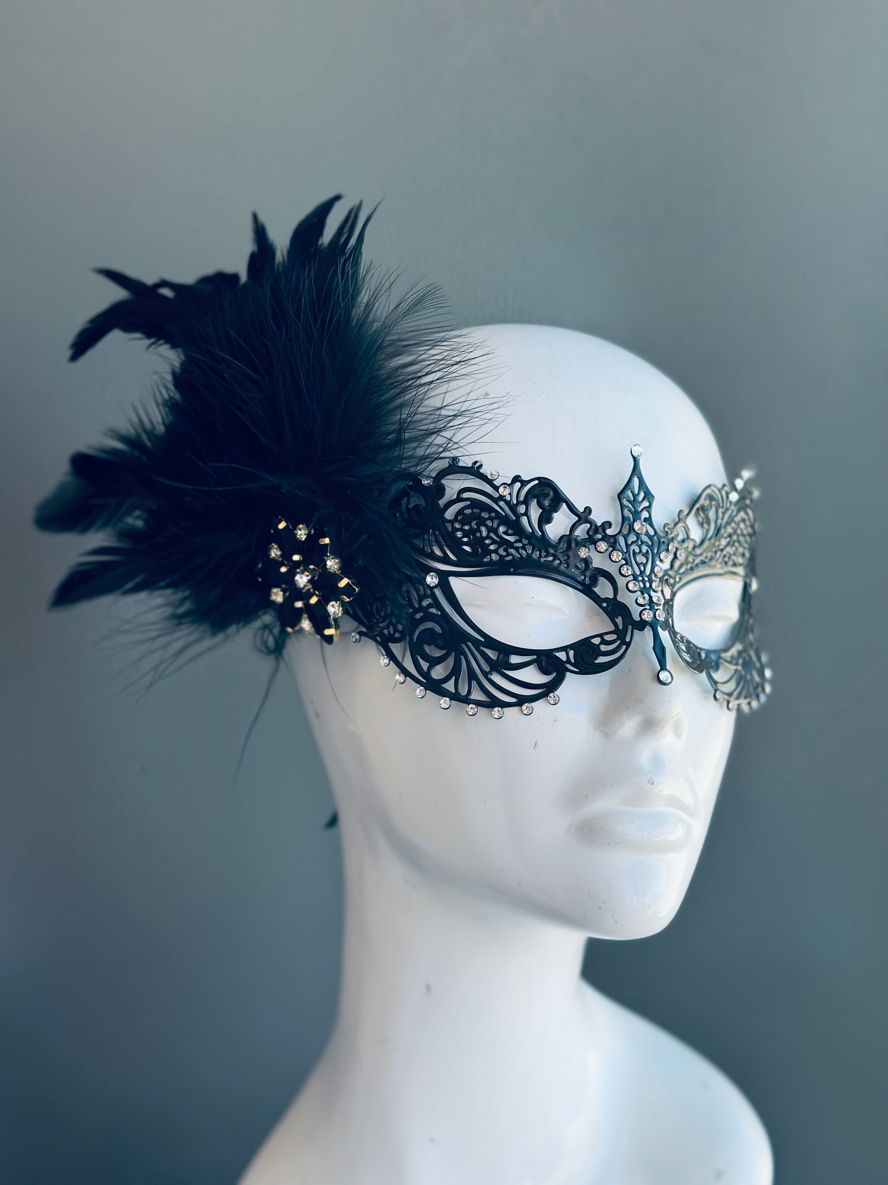 Elegant Mask Set - Black