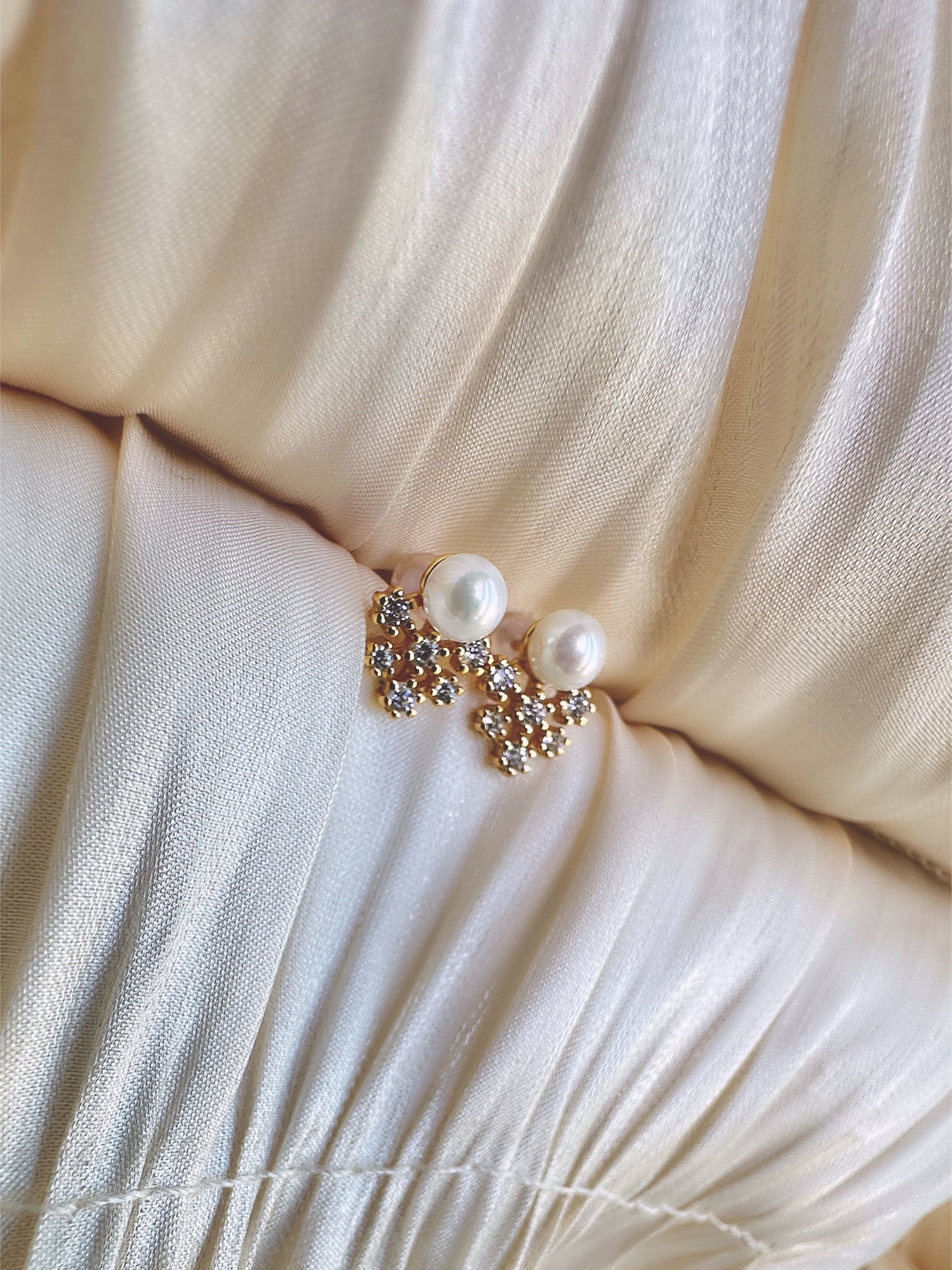 Celeste Pearl Cluster Stud Earrings