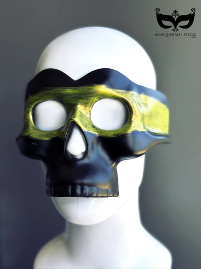 Phantom Skull - Black and Gold