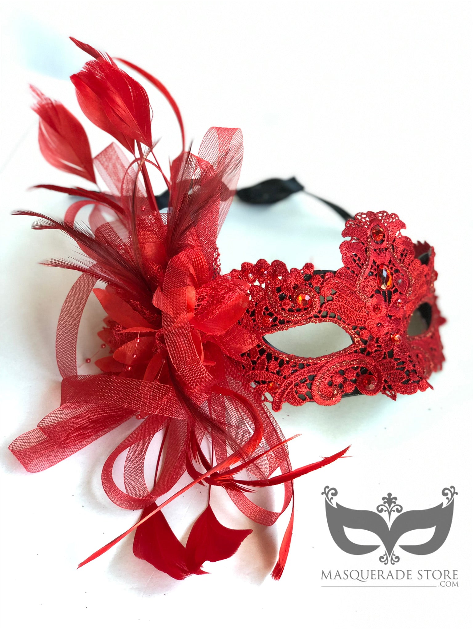Crimson Devotion Mask Set - Masquerade Store