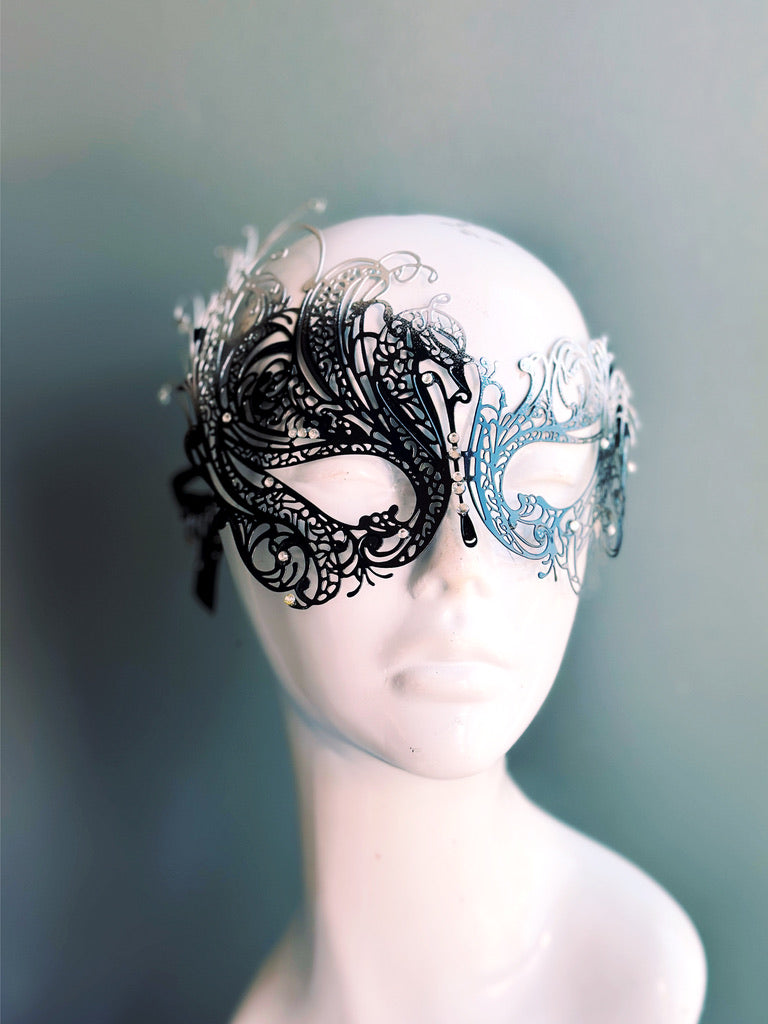 Swan Rhinestone Mask - Black Silver