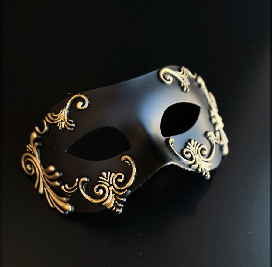 Roman Mask - Gold/Black