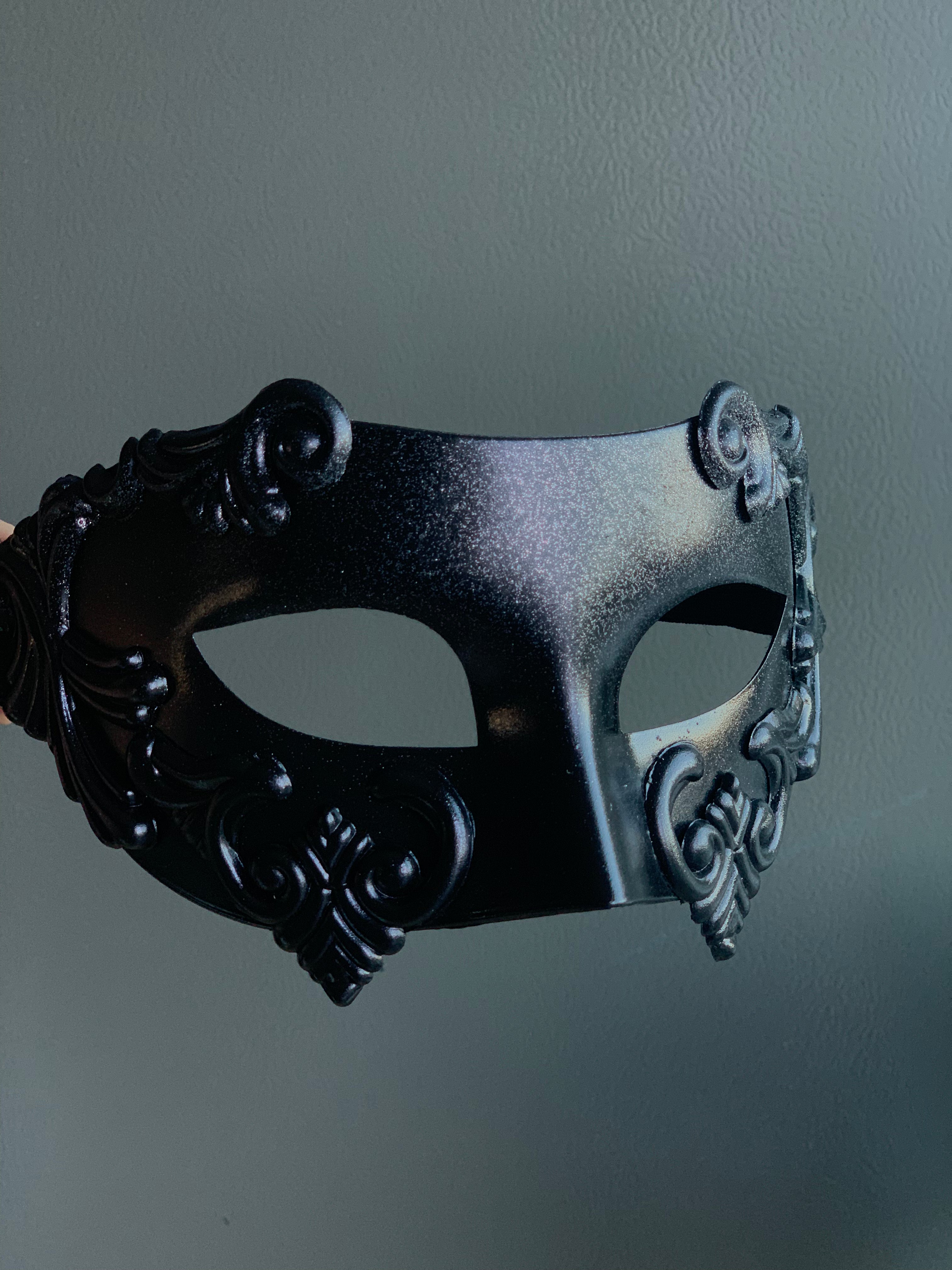 Roman Mask - Black Silver Shimmer