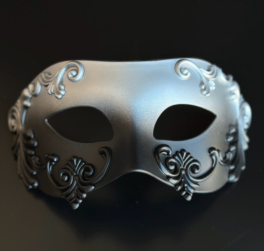 Roman Mask - Black/Silver