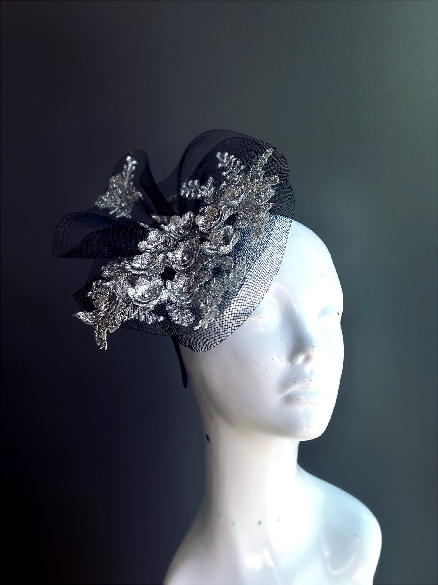 Noir Argent Fascinator