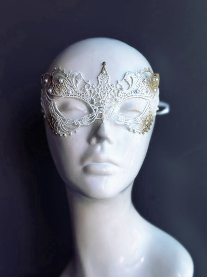 Ana Lace Mask - White Pearl &amp; Gold