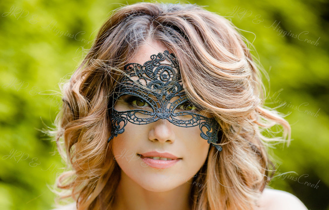 Nina Lace Mask - Black