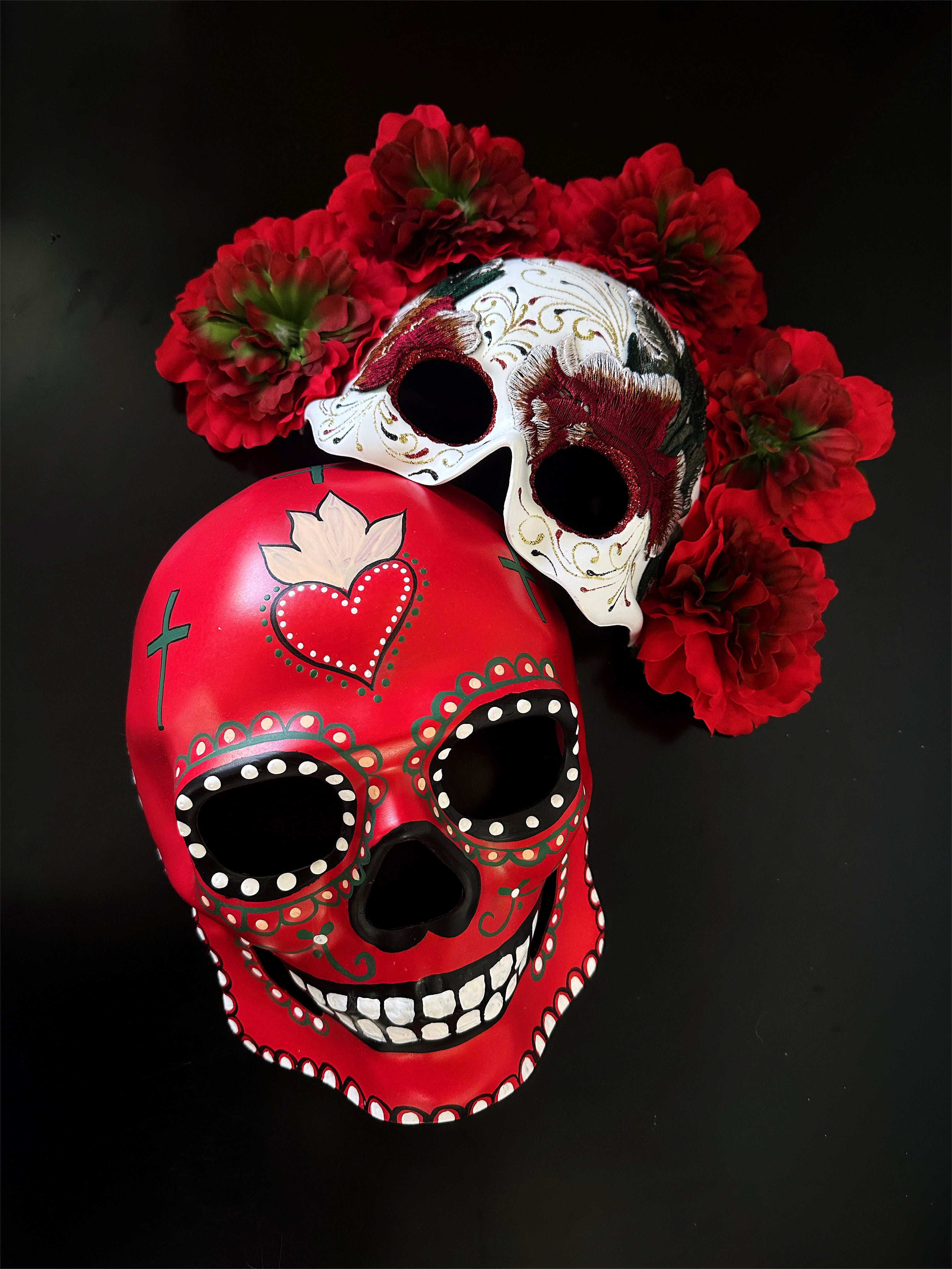 Floral Skull Masks - White/Red
