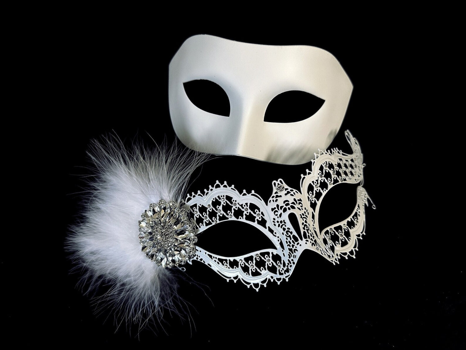 Couples masquerade mask set in white for sale.